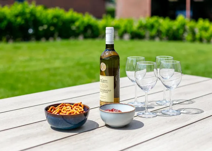 Dom wakacyjny Bij De Buren *