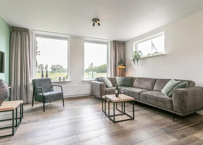 Bij De Buren Dom wakacyjny *