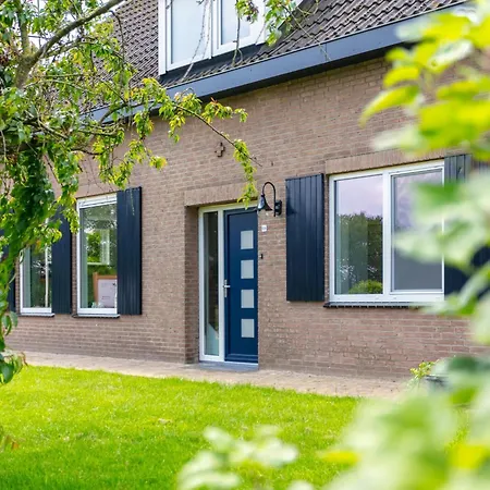 Semesterbostad Bij De Buren