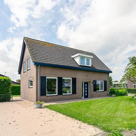 Bij De Buren Semesterbostad *